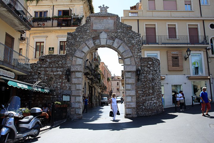 Messina porten IMG_8624.jpg - Messina porten i Taormina
