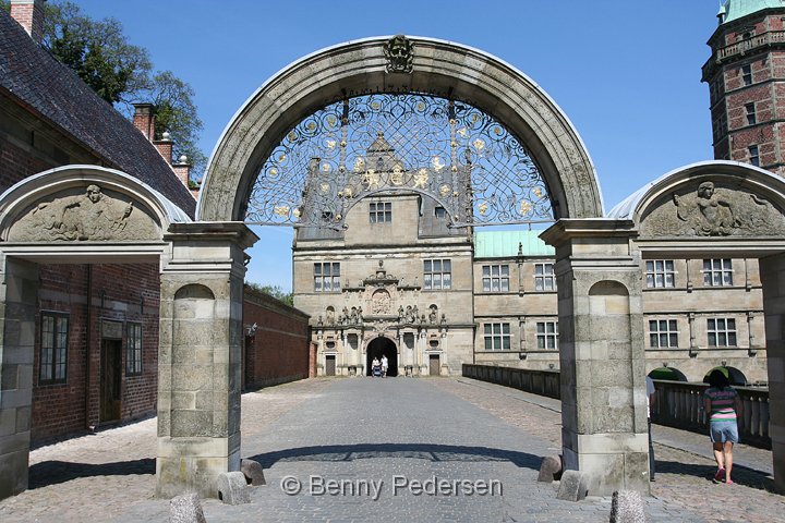 Frederiksborg Slot 3.jpg - Møntporten Frederiksborg slot