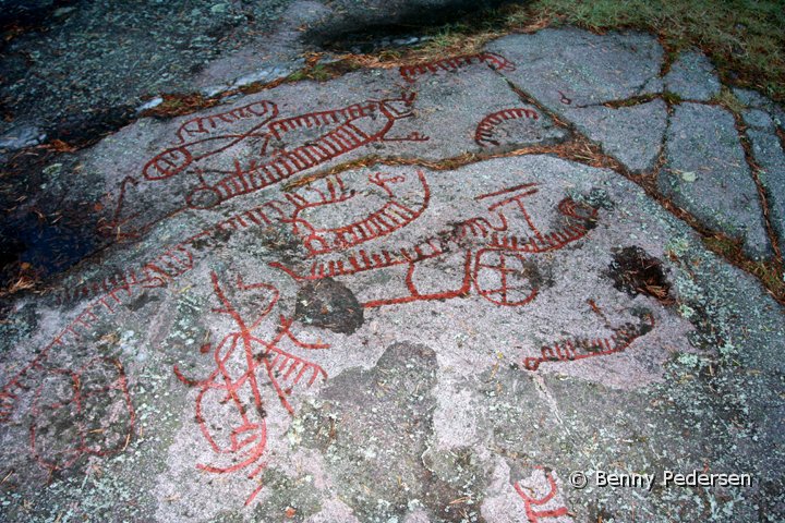 Hellerislinger.jpg - Helleristninger ved Torhamn